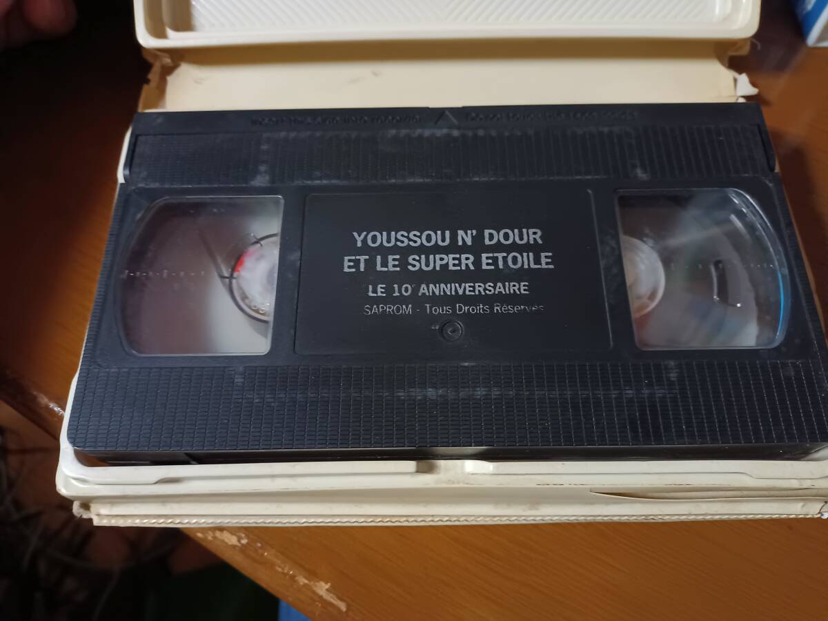 Youssou N'dour et le super etoile / 10eme Anniversaire 1991年ダニエル・ソラノ劇場でのライブの画像4
