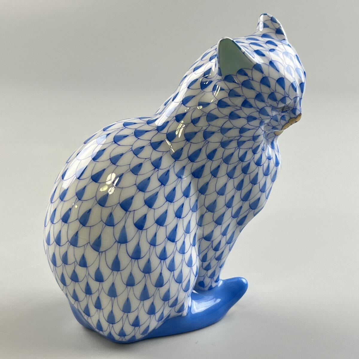 HEREND ヘレンド エカイユ ブルー 猫 ネコ フィギュリン インテリア 置物 フィッシュネット Cat 西洋陶磁 置物 陶器 人形_画像3