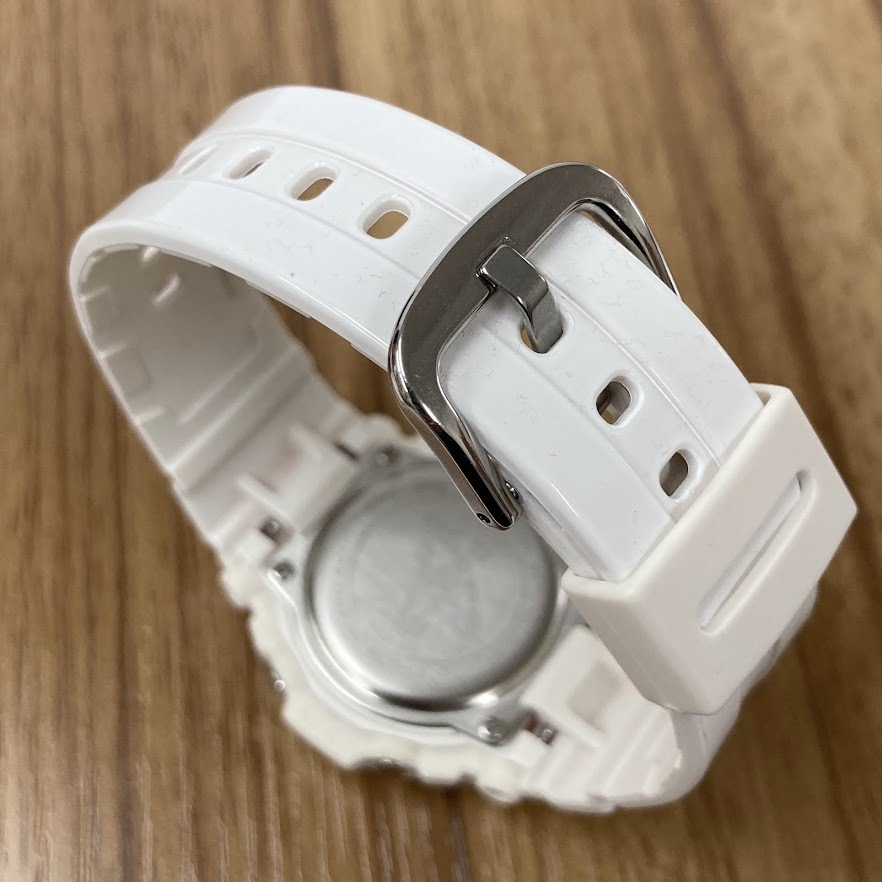 【231687】CASIO カシオ BABY-G ベビージー 腕時計 BG-5601-7JF ホワイト レディース 稼働品_画像5