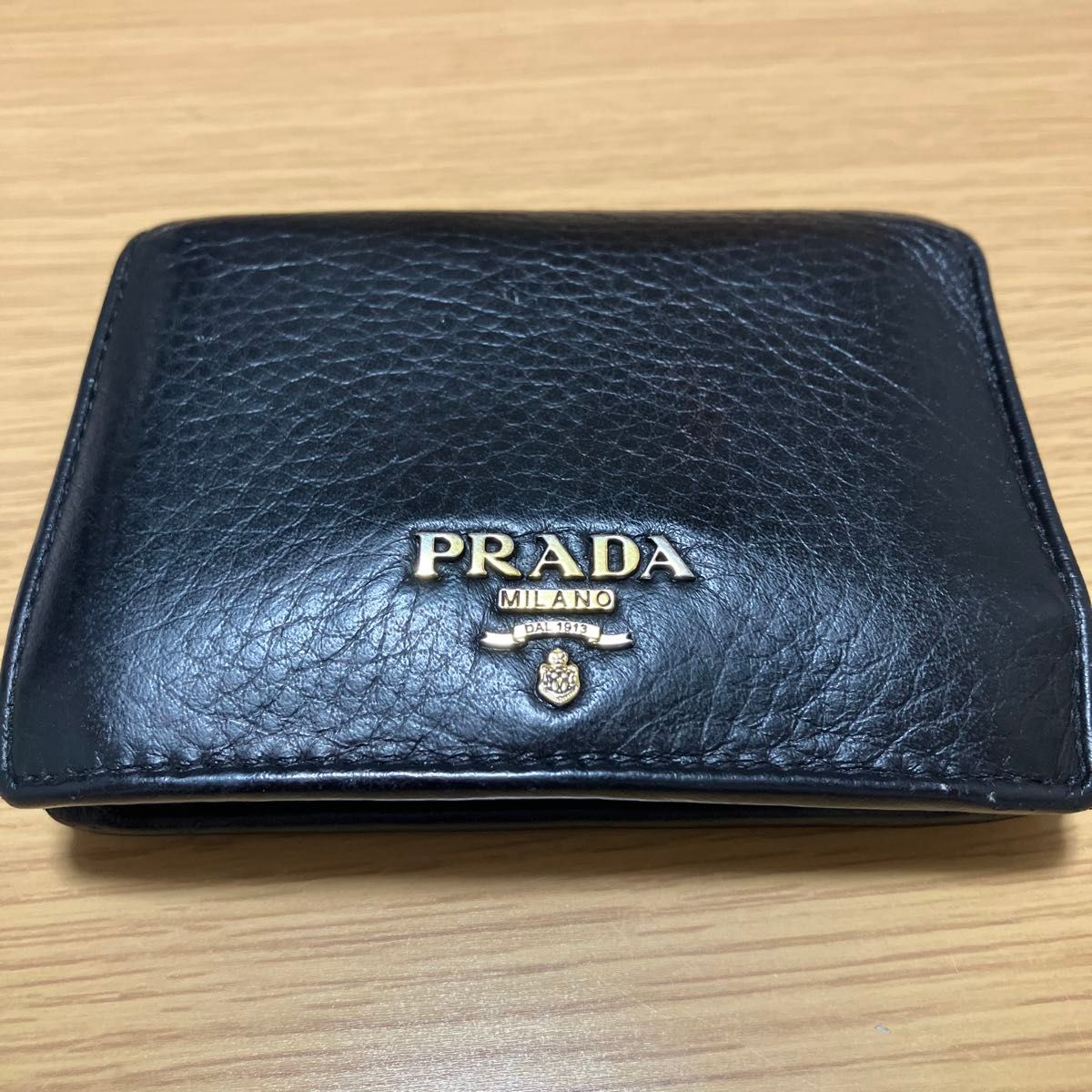 PRADA プラダ 財布 二つ折り財布 レザー ブラック グレー