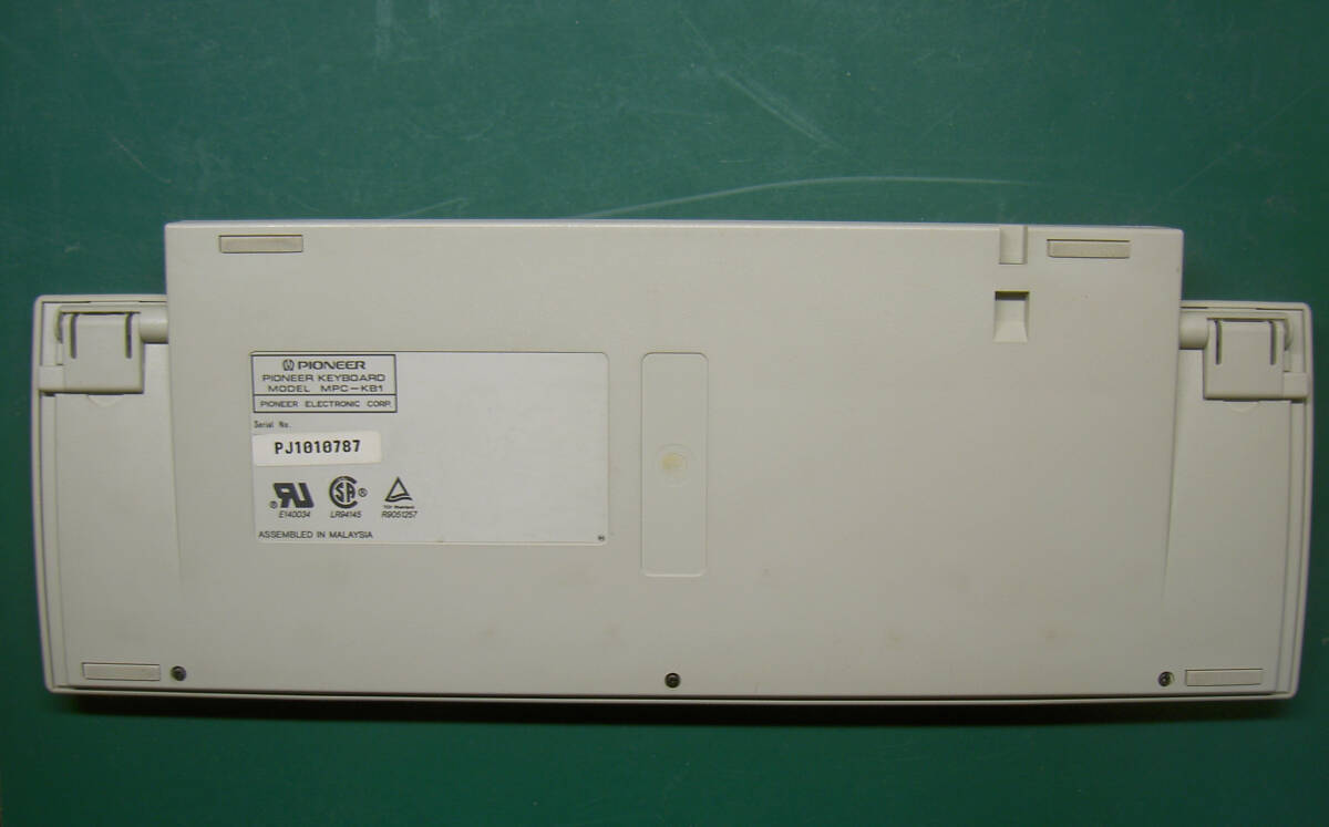 【わりと美品】PIONEERブランド オールドマック用キーボード MPC-KB1 ADB接続 レトロPC の画像3