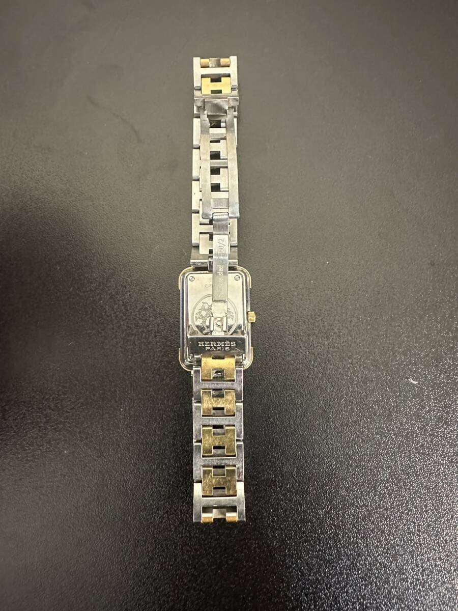 エルメス クロアジュール CR1.220 ホワイト文字盤 HERMES 腕時計 白文字盤 クオーツ 電池無し テスター動作確認済みの画像4
