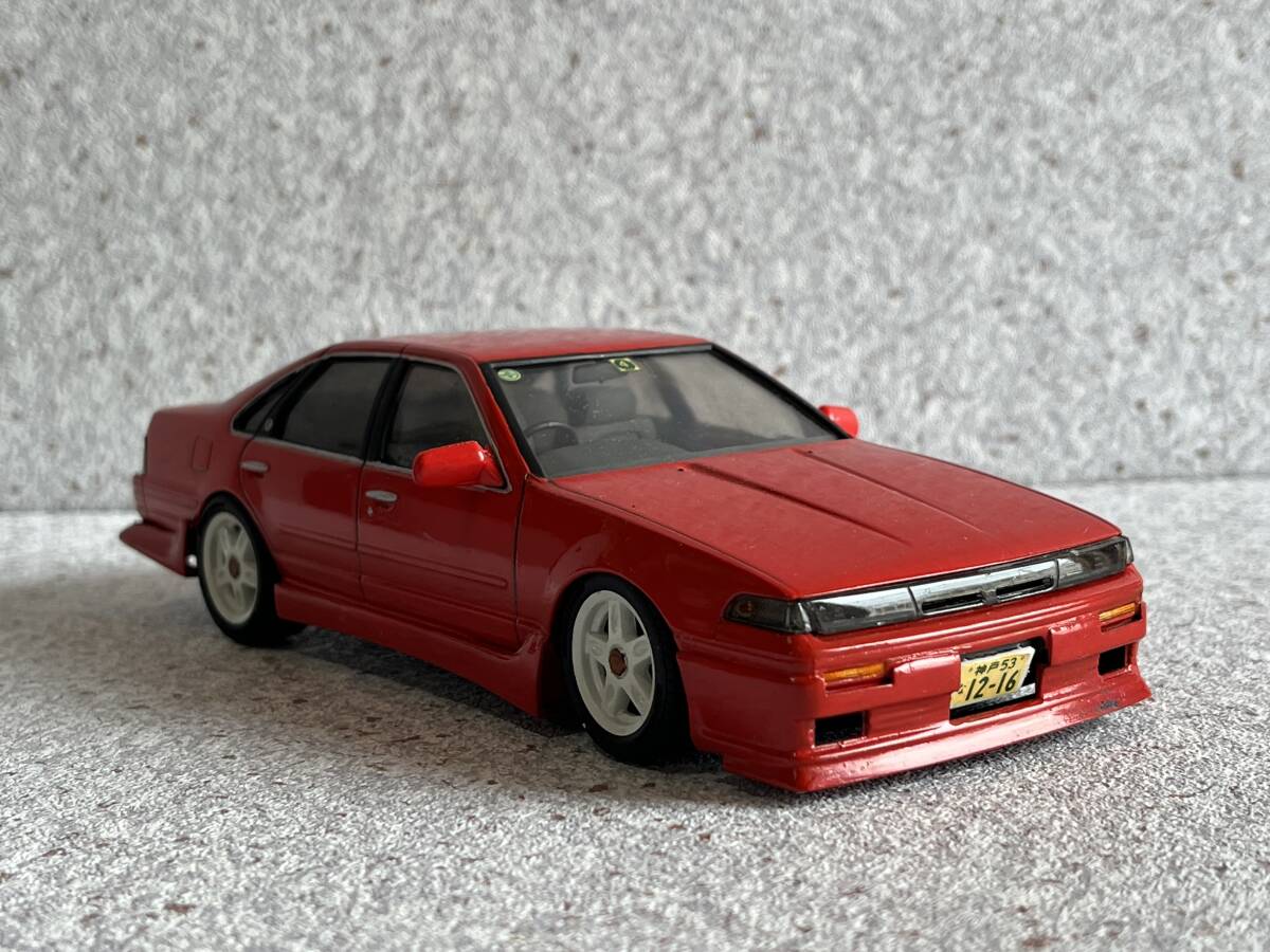 ジャンク扱いで！1/24 ③ セフィーロ（CEFIRO）完成品 改造ベース ドリフト 走り屋 日産自動車 旧車 昭和レトロ レッド ニッサンの画像1