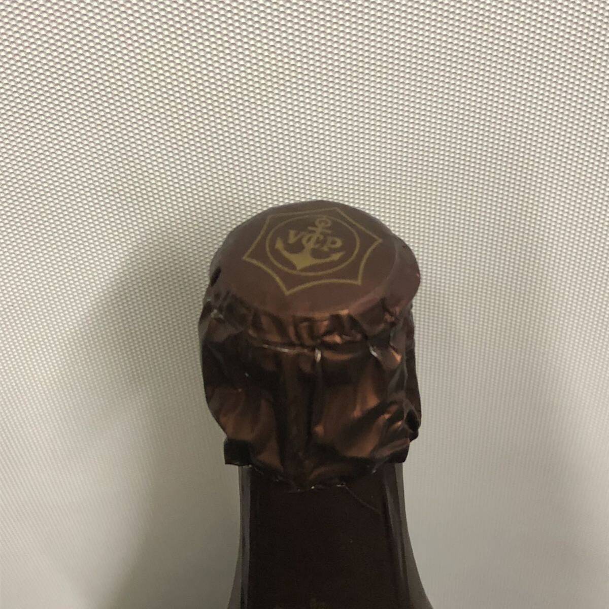 B595 あ■未開栓■ Veuve clicquot Ponsardin ROSE ヴーヴクリコ シャンパン 750ml 26% 箱付の画像4