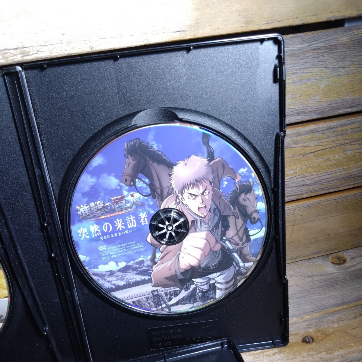 2 進撃の巨人 突然の来訪者 困難 イルゼの手帳 DVD3枚セット アニメ DVD_画像5