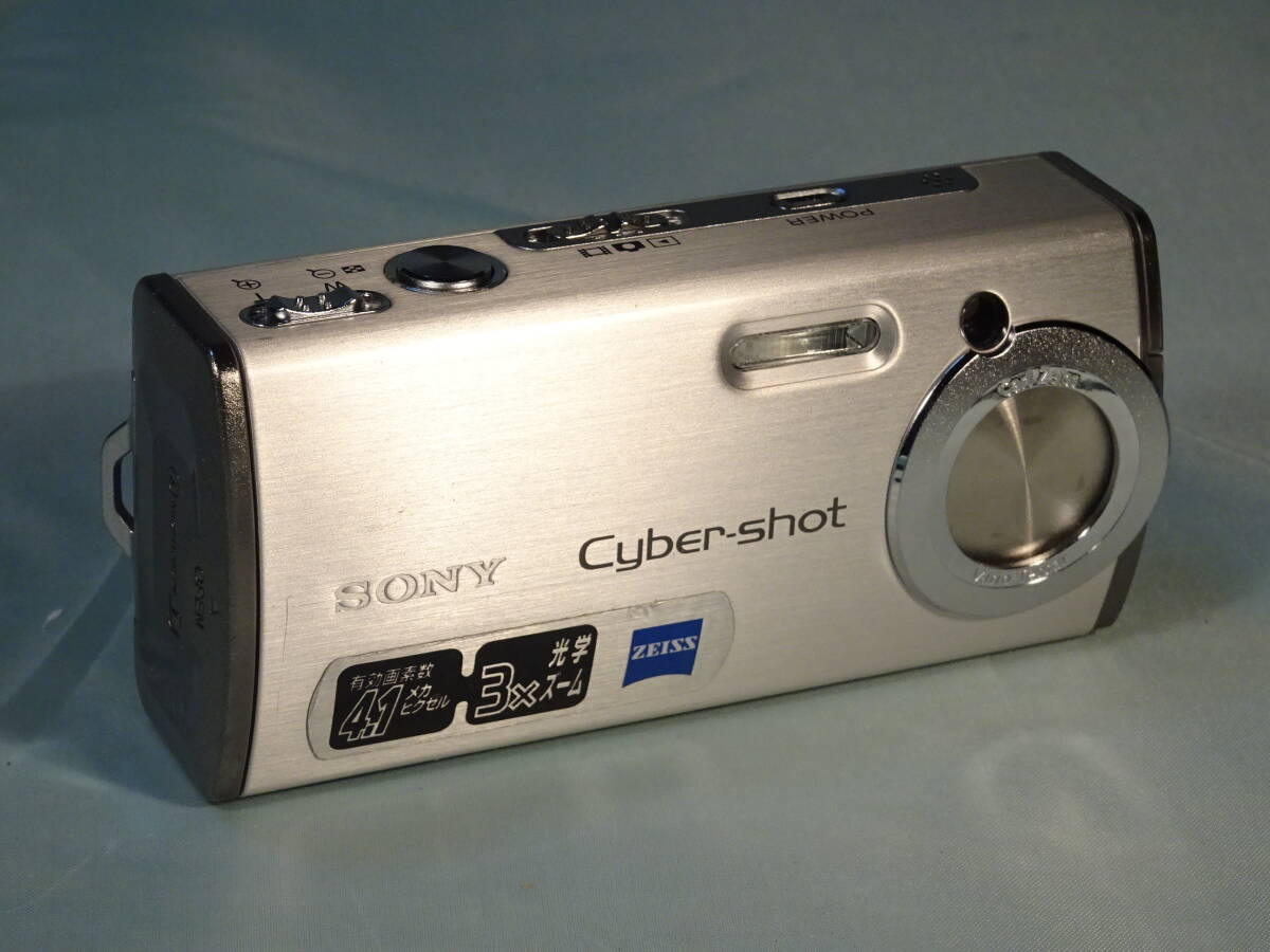デジタル コンパクトカメラ ジャンク ９台 DIMAGE A2 Caplio R2 SONY Cyber shotDSC-T1 L1 IXYDigital fine pix f700 coolpix7900 などの画像7