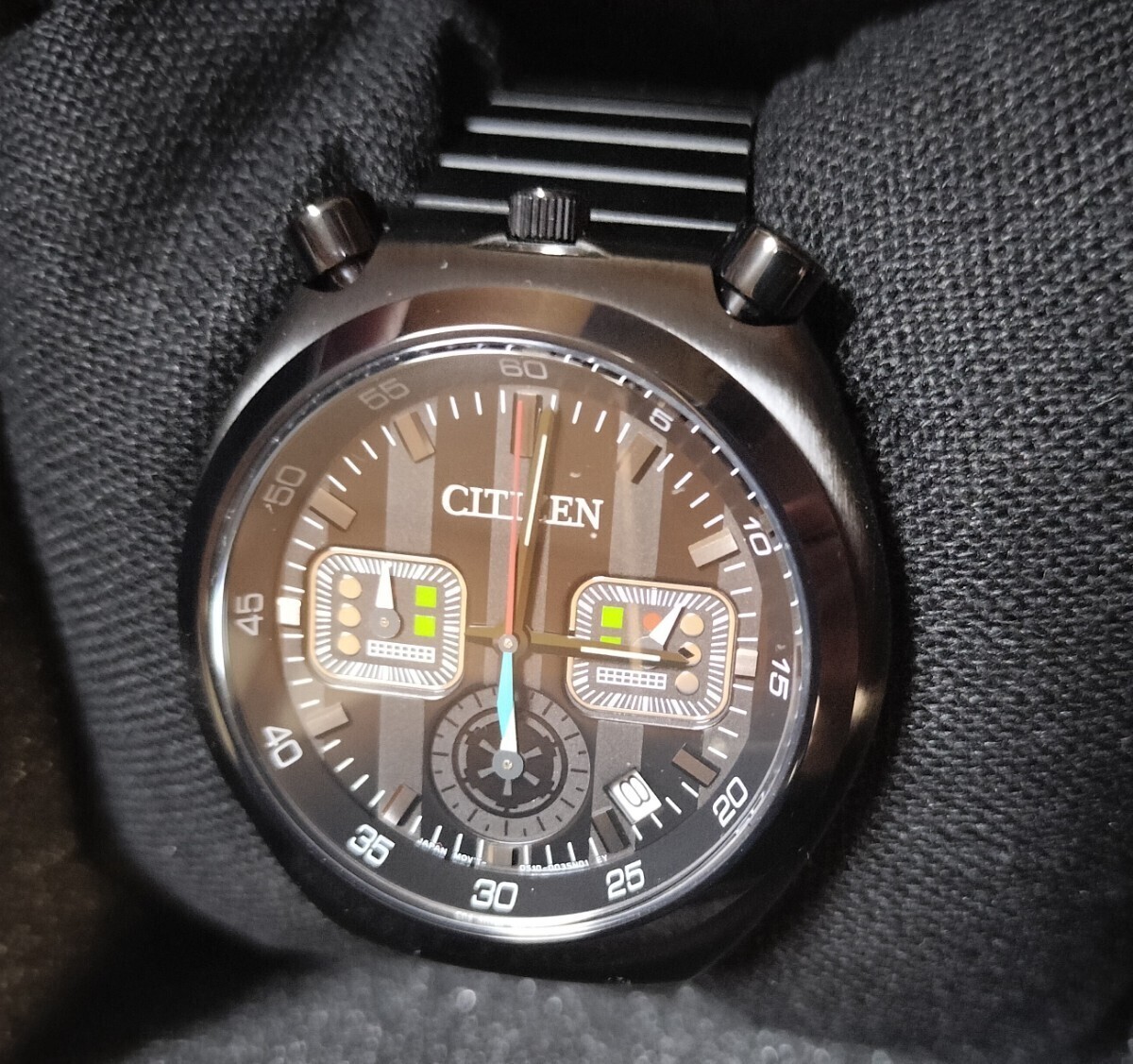 31250円 2月5日までの出品です。美品!大変貴重 FENDI ケープ 31250円 2月5日までの出品です。美品!大変貴重 FENDI ケープ