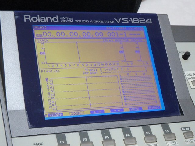 現状品 Roland ローランド VS-1824CD マルチトラックレコーダー MTR ケース付きの画像3