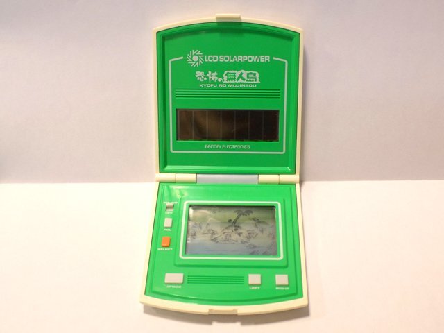 当時品 動作確認済み BANDAI/バンダイ LCD ソーラーパワー ゲームウォッチ 恐怖の無人島 箱有 取扱説明書有_画像2