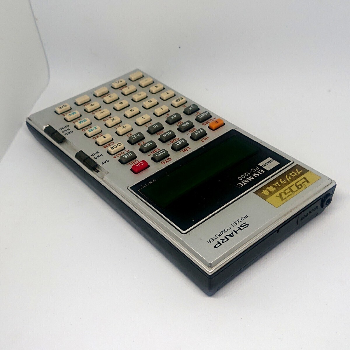 シャープ ピタゴラス 初代ポケットコンピューターSHARP PC-1200 1977年発売 プログラム電卓 関数電卓 