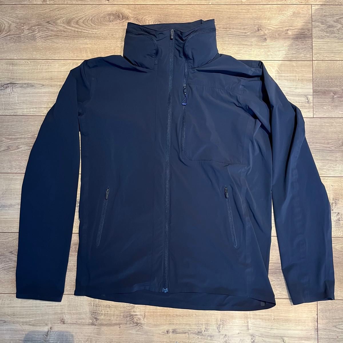 極美品 DESCENTE ALLTERRAIN ストレッチパッカブルジャケット 極美品 DESCENTE ALLTERRAIN ストレッチパッカブルジャケット