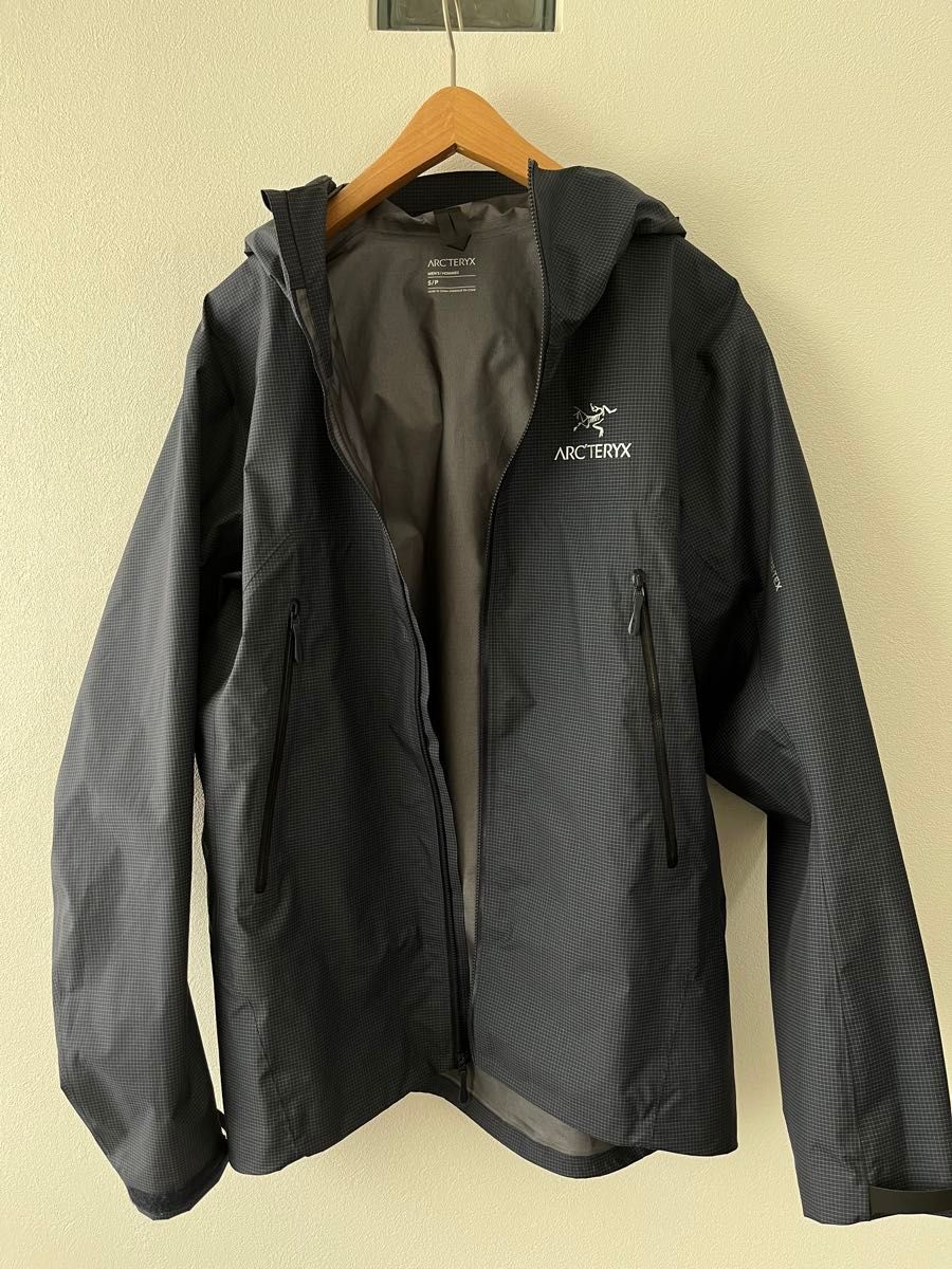 新品 アークテリクス ARC'TERYX Beta LT Jacket Hadron ベータ 新品 アークテリクス ARC'TERYX Beta LT Jacket Hadron ベータ