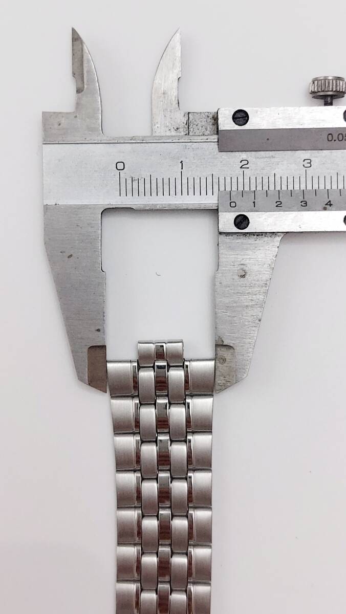 371　腕時計　金属　バンド　ベルト　弓管付き　時計修理　シルバー