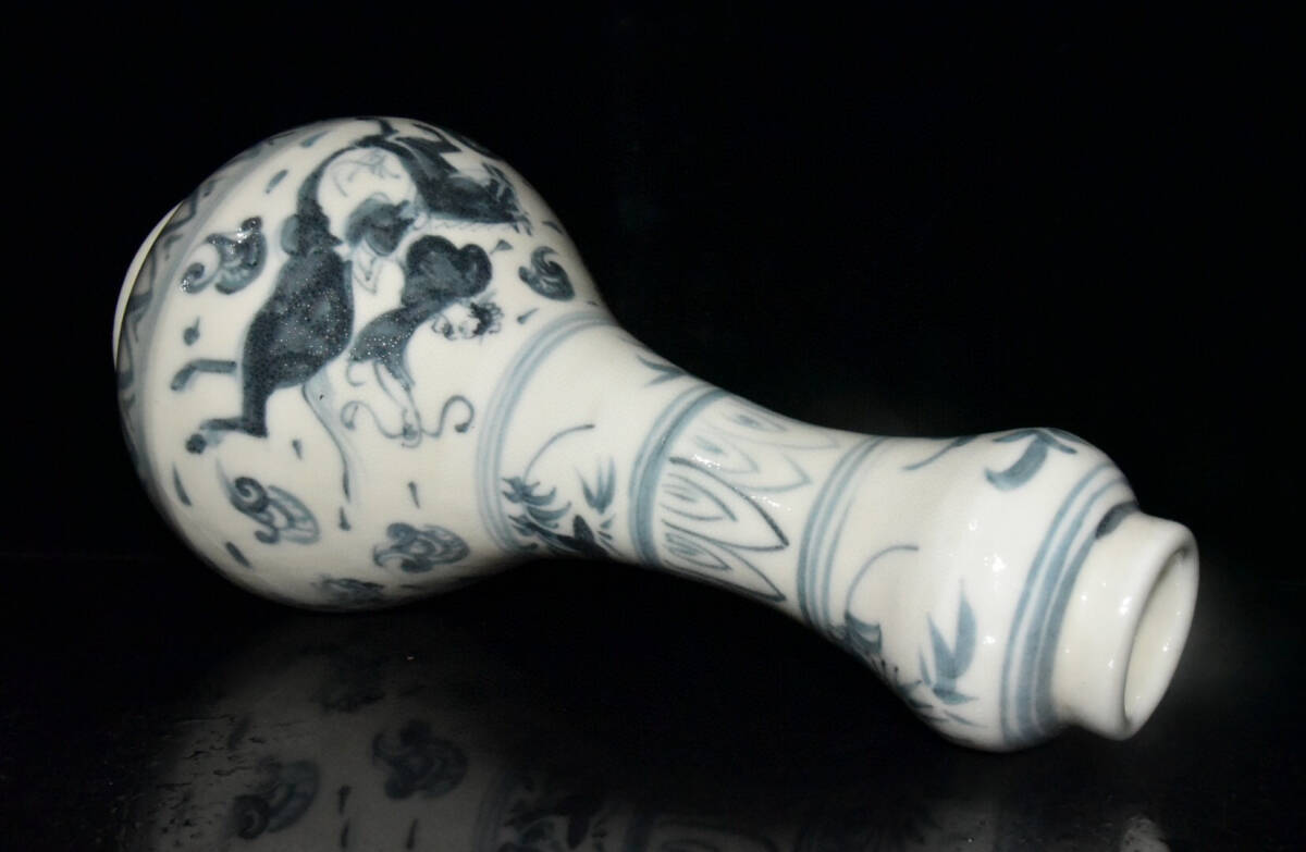 ▽鴻▽ 唐 青花 人物故事紋 蒜頭瓶 古陶瓷品 置物 古賞物 中国 ▽鴻▽ 唐 青花 人物故事紋 蒜頭瓶 古陶瓷品 置物 古賞物 中国
