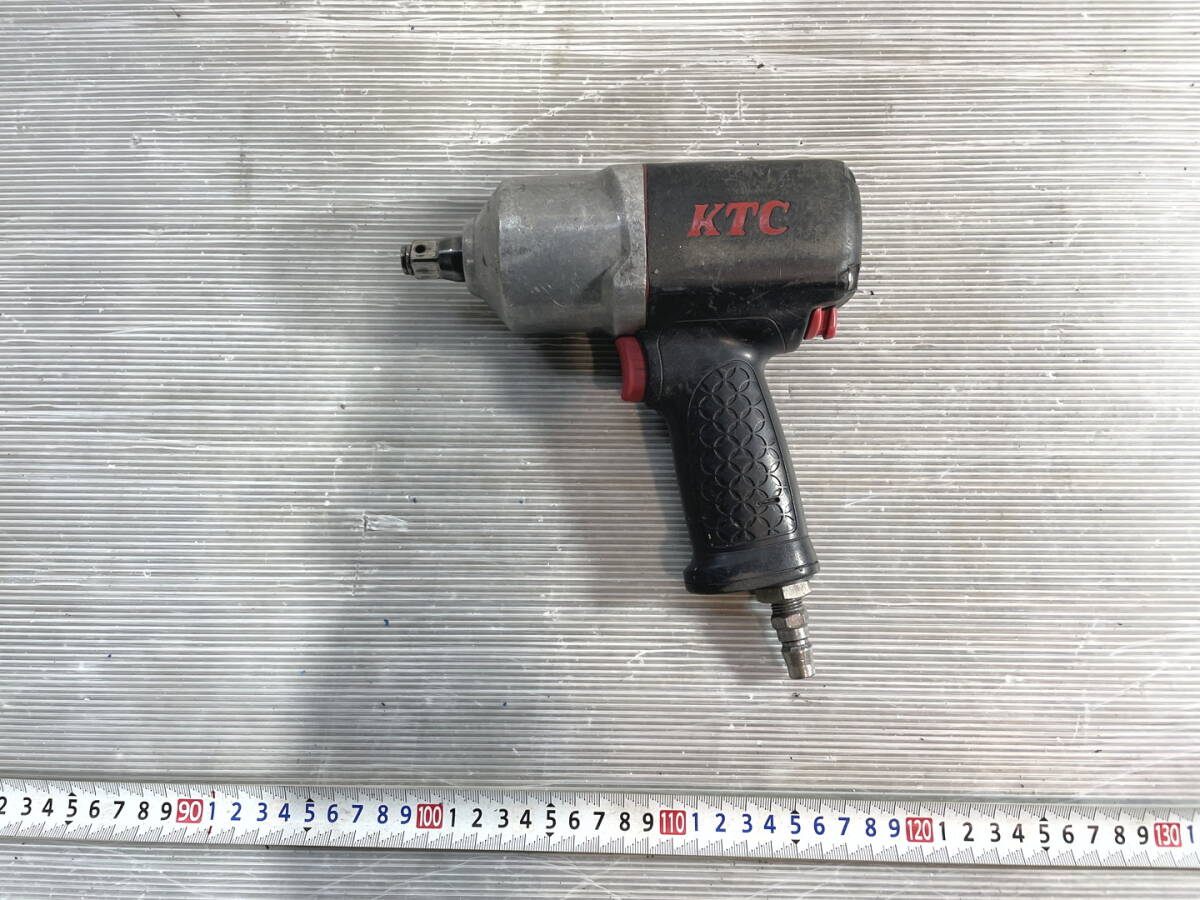 11082 中古 エアインパクトレンチ KTC JAP460 12.7mm 1/2 エアツール タイヤ交換 回転 ハンマー ボルト ナット 自動車整備機械工具 締め の画像1