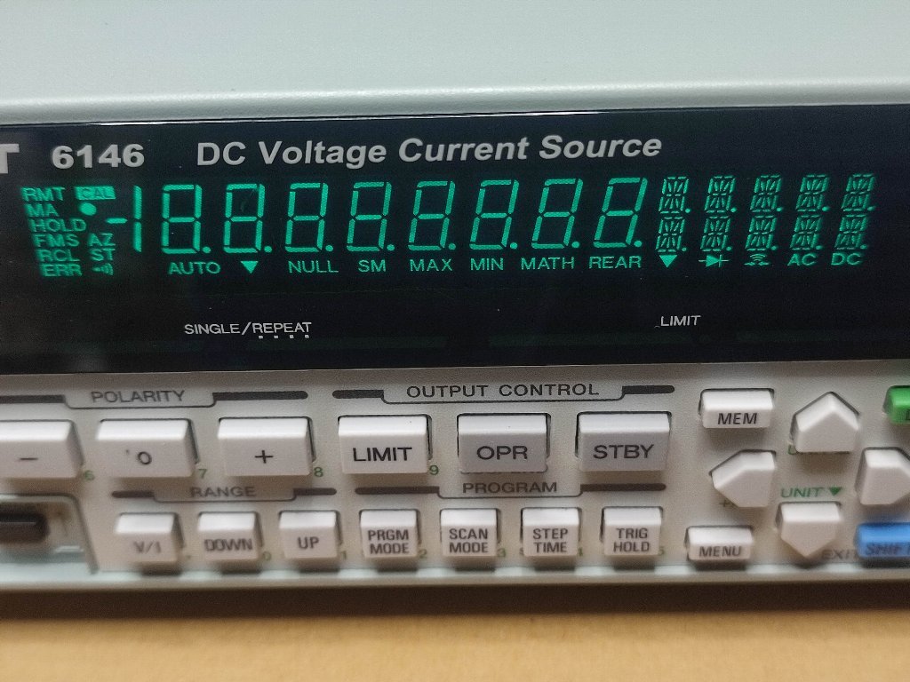4桁半直流電圧電流発生器ADCMT6146 32V 220mA 4桁半直流電圧電流発生器ADCMT6146 32V 220mA