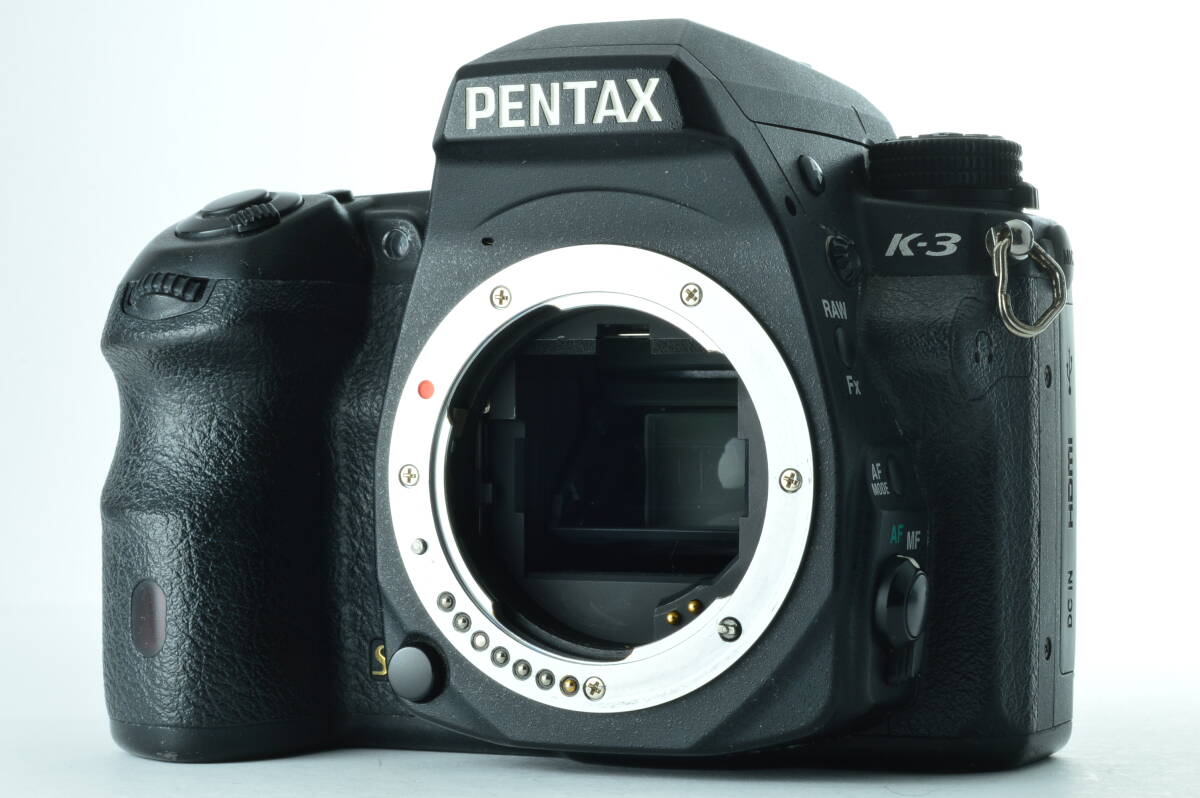 ジャンク品 PENTAX ペンタックス K-3 SLR ボディ デジタル一眼レフカメラの画像2