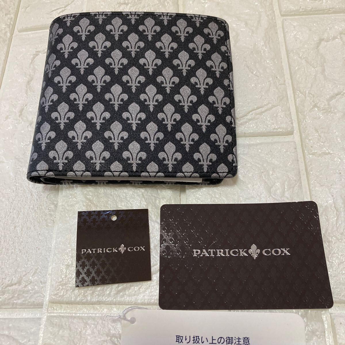 新品パトリックコックス　PATRICK COX折り財布_画像1