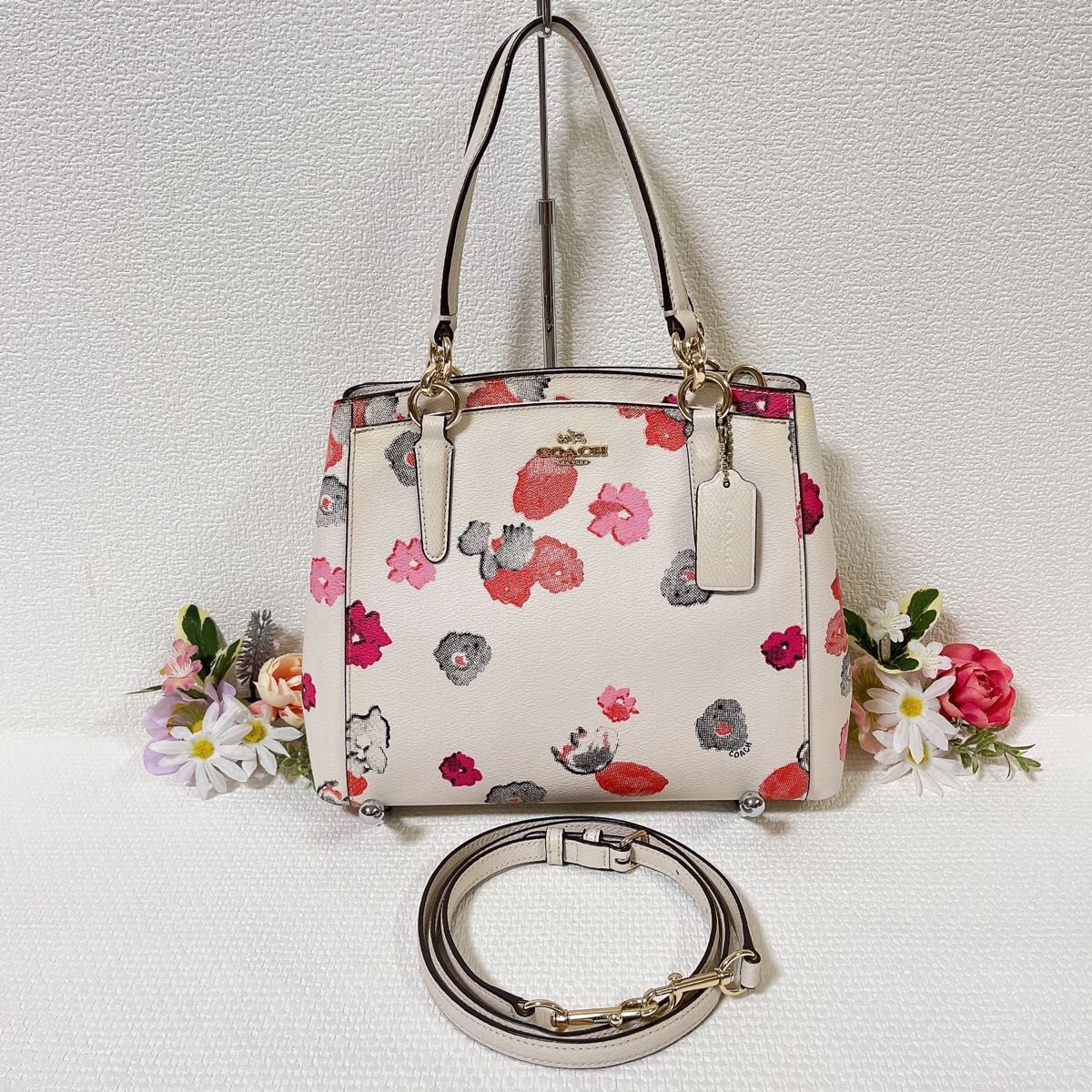 COACH コーチ ショルダーバッグ 2way ハンドバッグ 斜め掛け COACH コーチ ショルダーバッグ 2way ハンドバッグ 斜め掛け