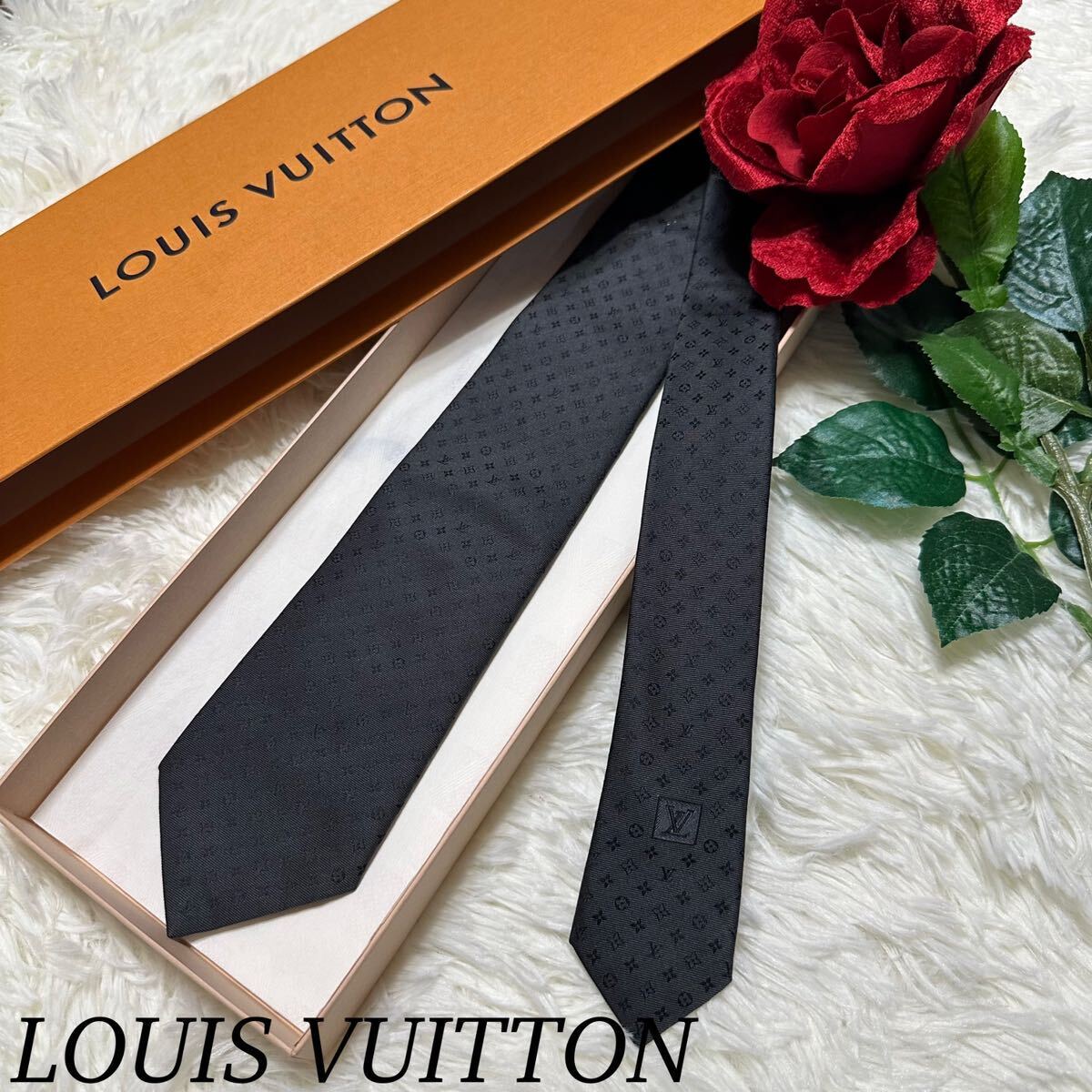 LOUISVUITTON M75989 クラヴァット ネオ モノグラム ミッシム ルイヴィトン ネクタイ 美品 柄 メンズ ブラック グレー 送料無料 総柄 高級 の画像1