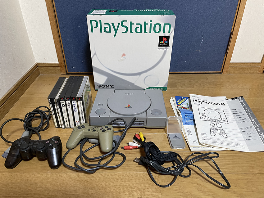 初代 PlayStation　プレイステーション PS1 プレステ1 SCPH-5000　＋大量ソフト21本（FF他）コントローラ　メモリカード_画像1