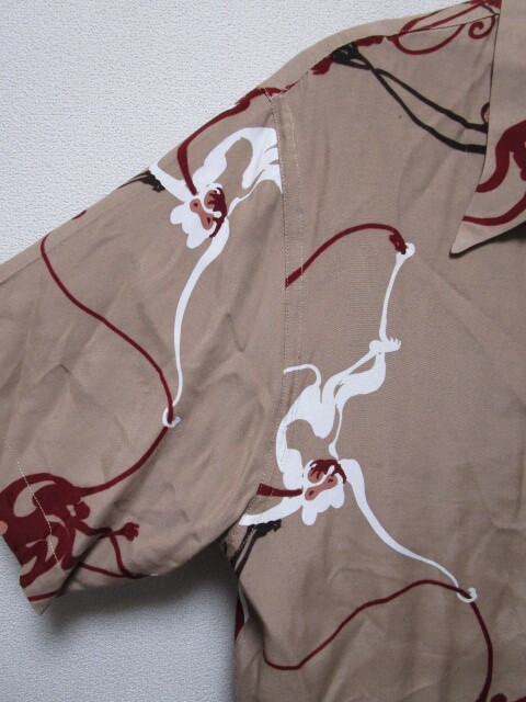 日本製！Dry Bones 猿柄プリント レーヨンシャツ・L（ドライボーンズモンキー総柄プリント半袖シャツアロハシャツMADE IN JAPAN）の画像5