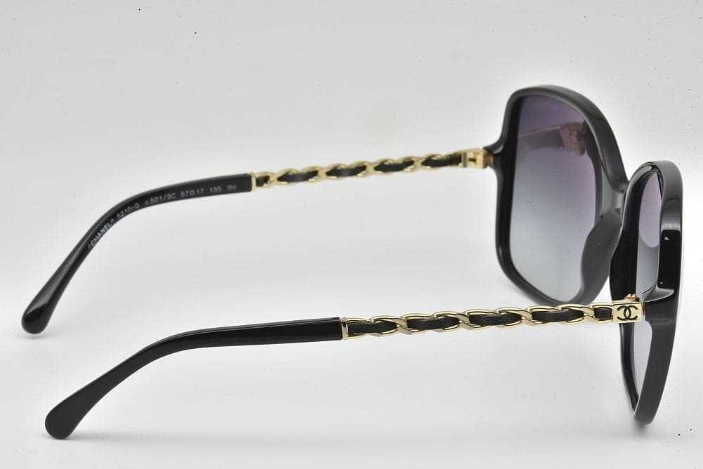  Chanel chain frame square Shape sunglasses 5210-Q black gray gradation 