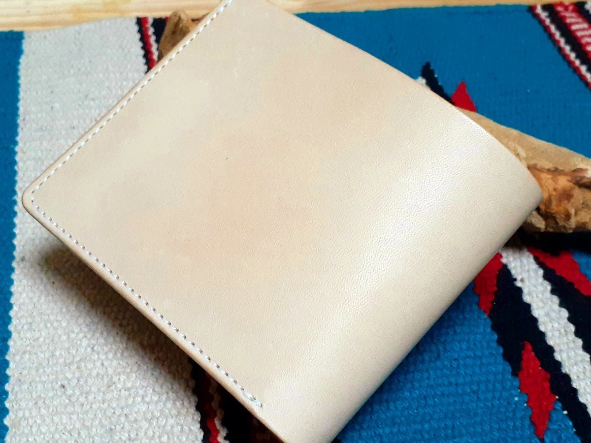 [ Ame color. aging ] unbleached cloth cow leather light purse card . inserting hand made 