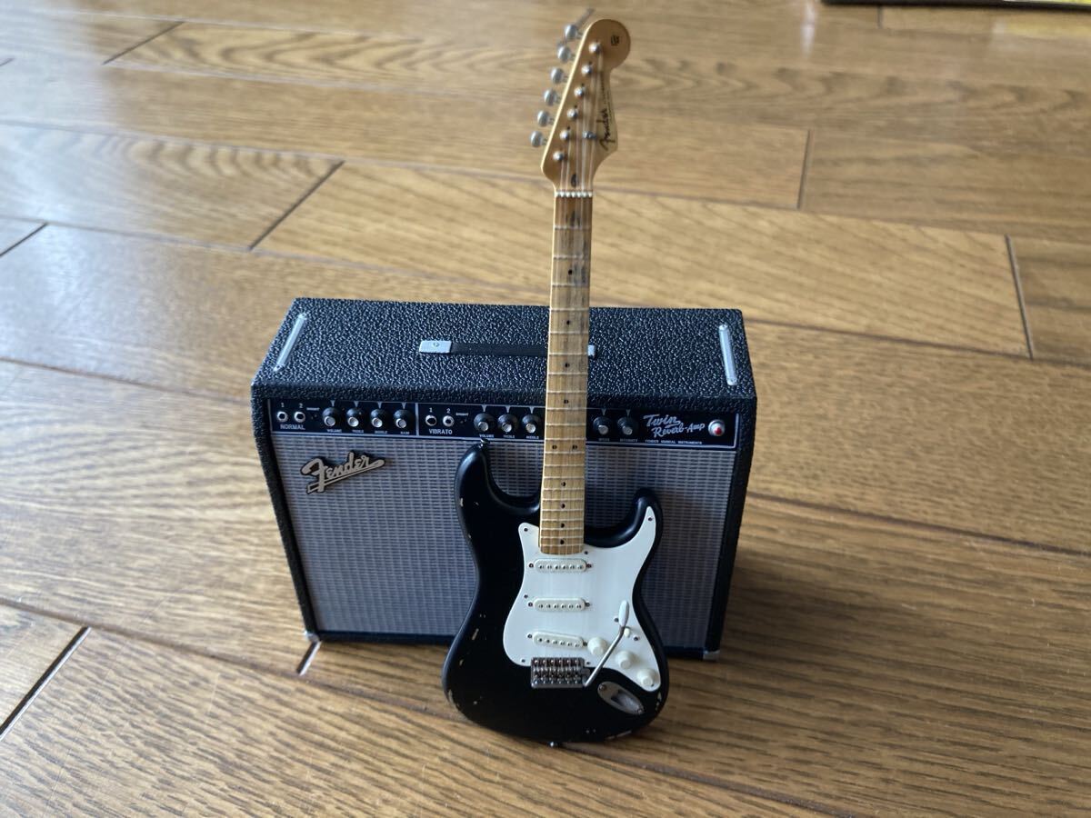Fender ストラトキャスター&‘65 ツインリバーブ 1/8スケール ギターアンプ フェンダーギターコレクション ミニチュア レリック_画像3