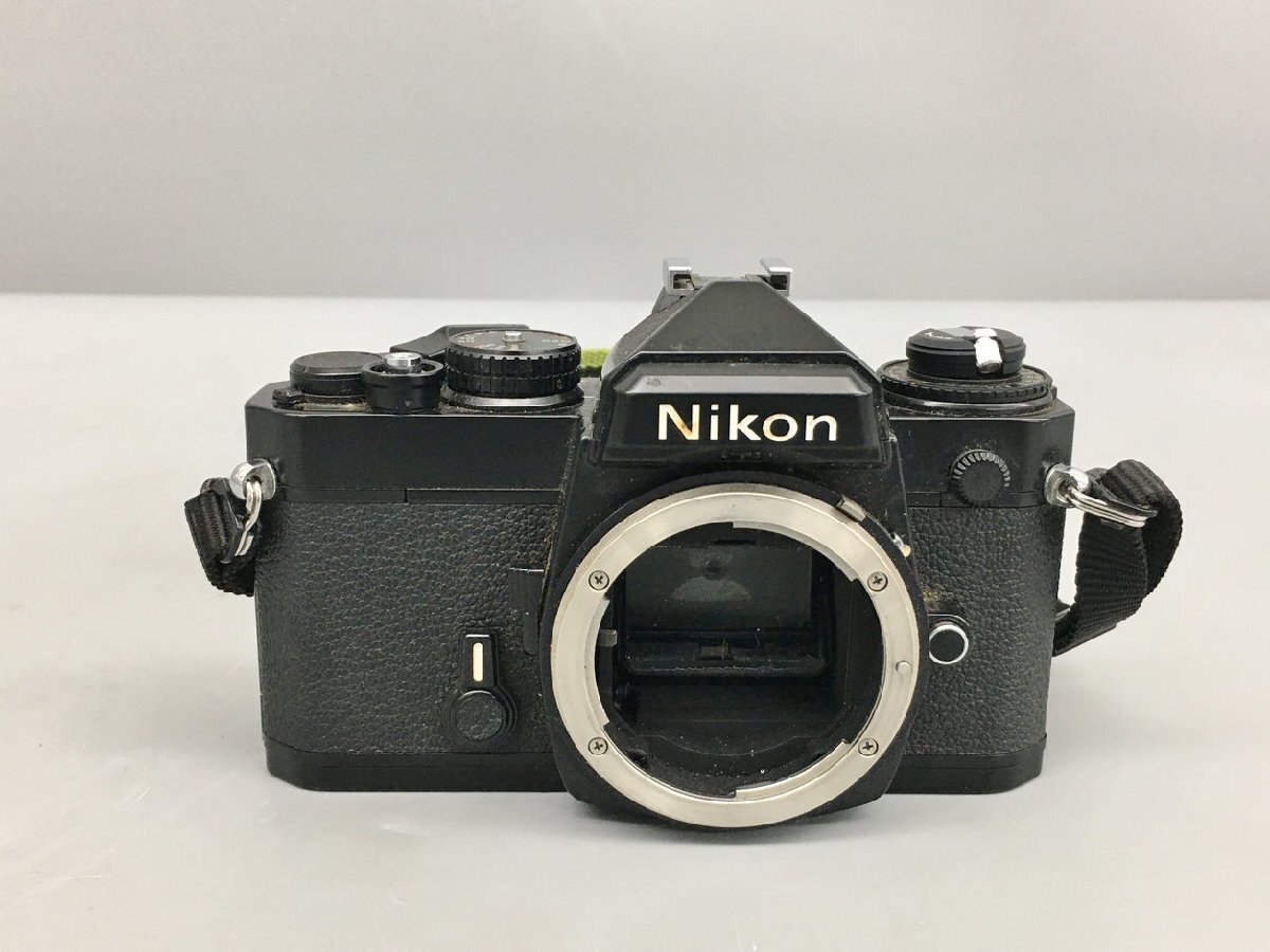  Nikon NIKON single‐lens reflex film camera body only Junk 2404LS016