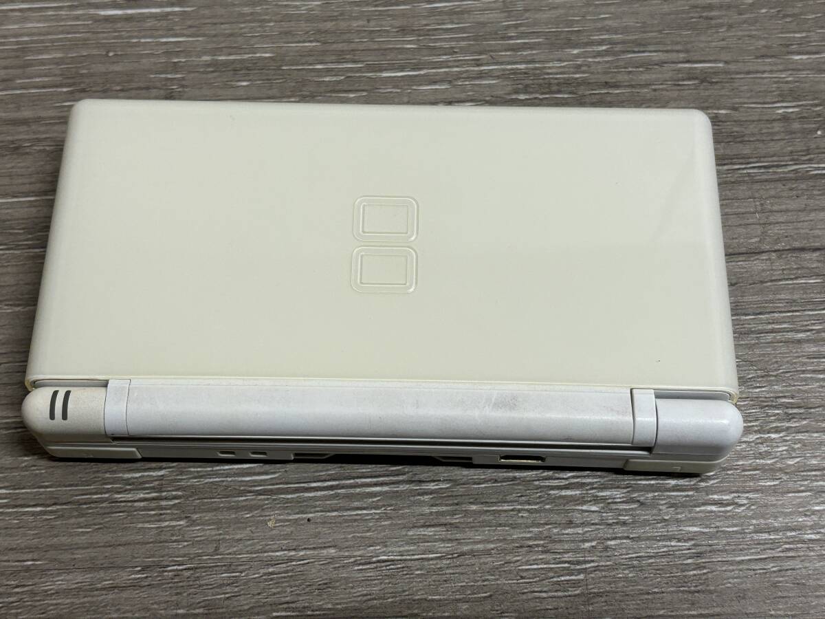 ☆ DSLite ☆ ニンテンドーDS Lite クリスタルホワイト 動作品 本体 タッチペン アダプター 箱 説明書 付属 Nintendo DS GBA 任天堂 3232の画像4
