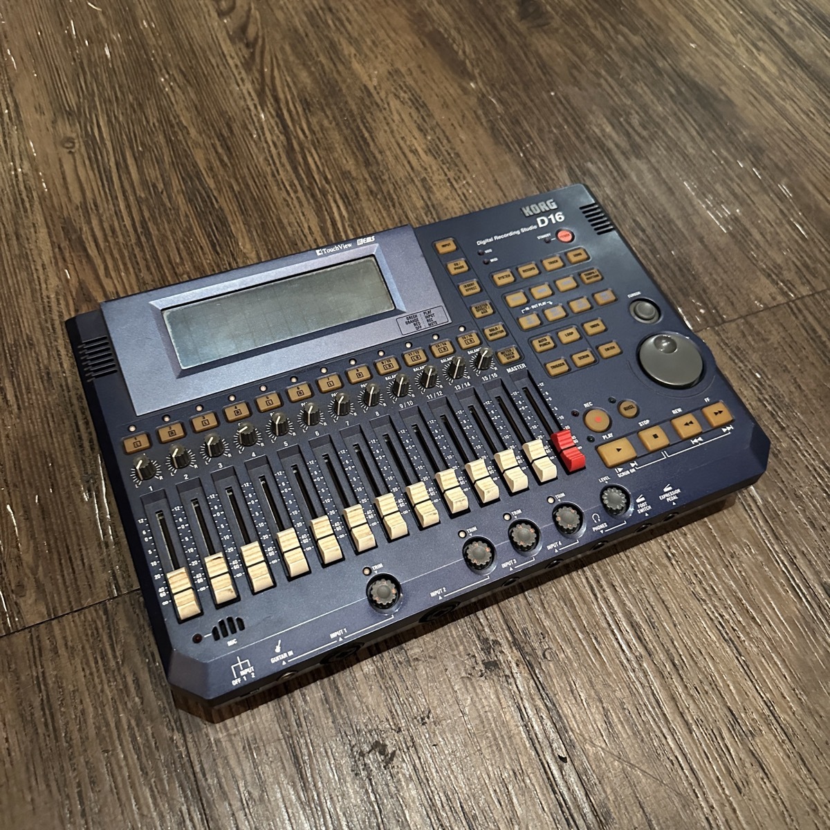 Korg D16 MTR Korg многоканальный магнитофон -e599