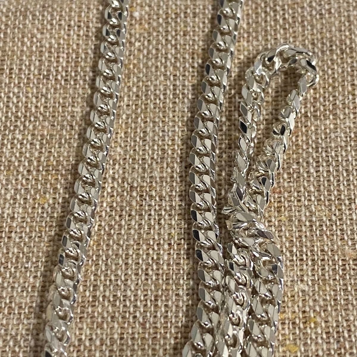 GUCCI 新品同様品 ノットインフィニティネックレス 喜平チェーン GUCCI 新品同様品 ノットインフィニティネックレス 喜平チェーン