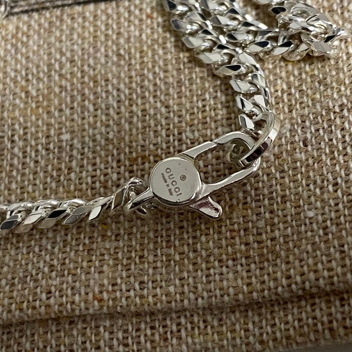 GUCCI 新品同様品 ノットインフィニティネックレス 喜平チェーン GUCCI 新品同様品 ノットインフィニティネックレス 喜平チェーン