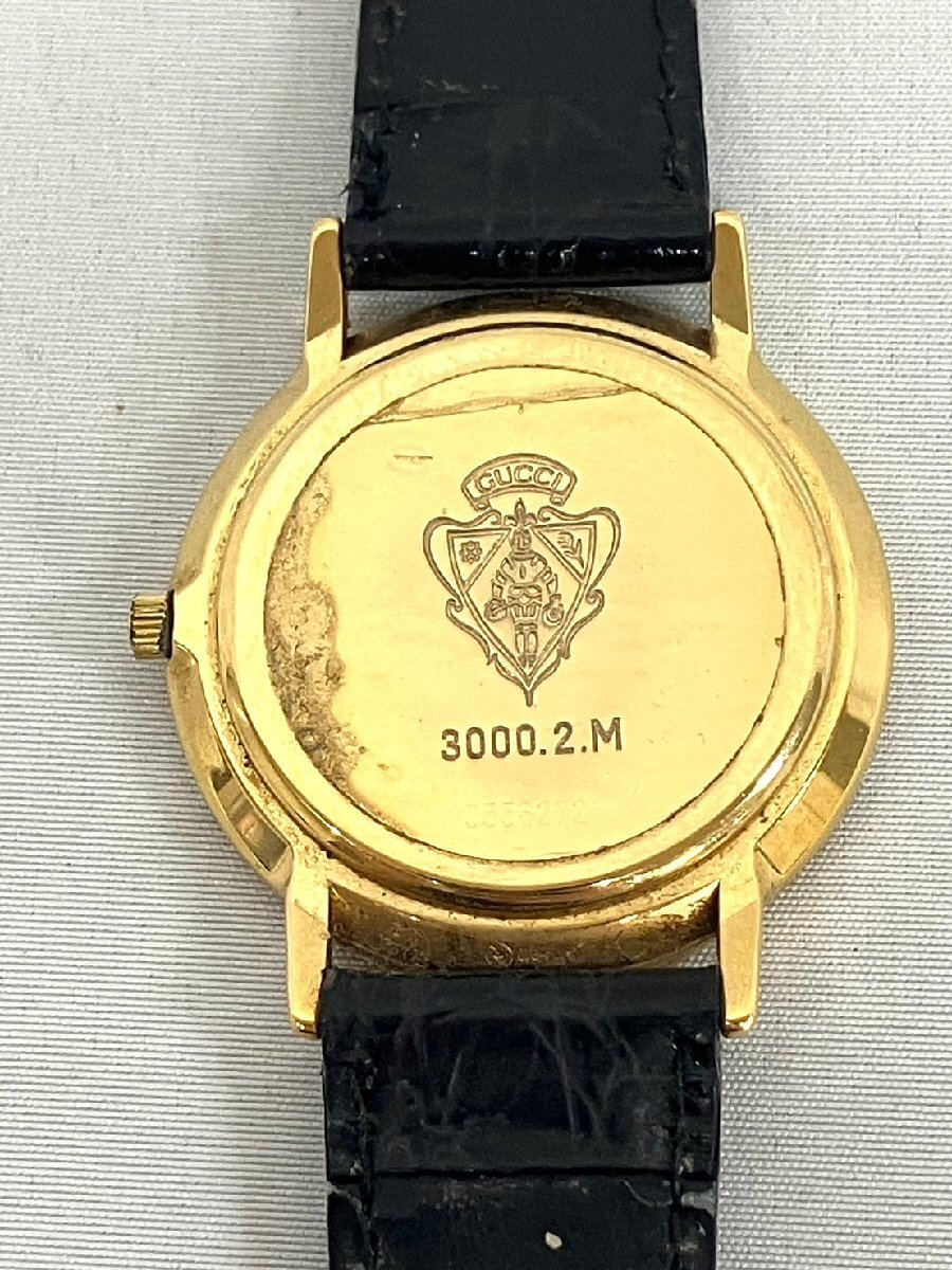 ※※稼働 GUCCI グッチ 腕時計 3000.2.M クオーツ ブラック文字盤 黒文字盤 GP ゴールドカラー 純正尾錠 社外ベルト メンズ ユニセックス※_画像4