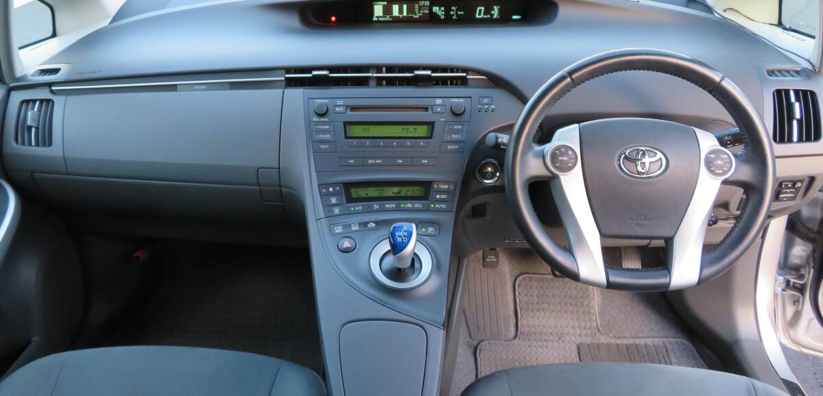トヨタ H22年式 プリウス 車検R7年1月 30系 Gグレード クルコン 革ハンドル 断熱フィルム Prius ZVW30 4輪ハブ/ブレーキ/ライト交換済 美車の画像6