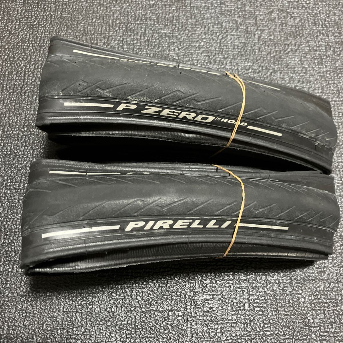 Pirelli P ZERO ROAD 700×26C ピレリ クリンチャータイヤ ロードバイク の画像1
