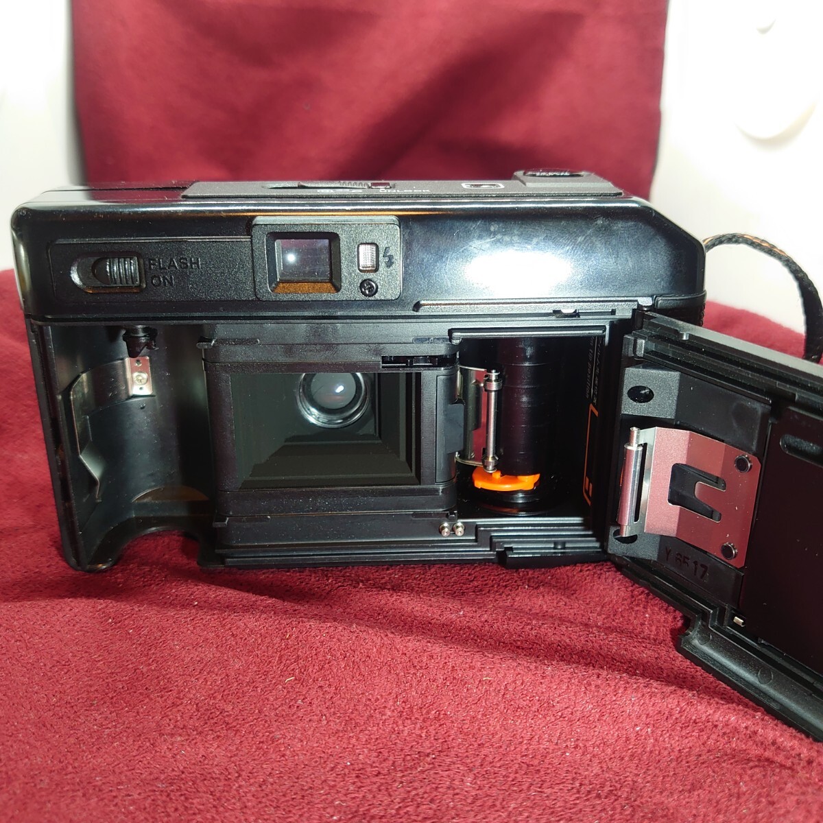 428【フラッシュ/シャッターOK】Canon Autoboy2 QUARTZ DATE コンパクトフィルムカメラ キヤノン オートボーイ2QD F:2.8 38mm 昭和レトロ_画像10