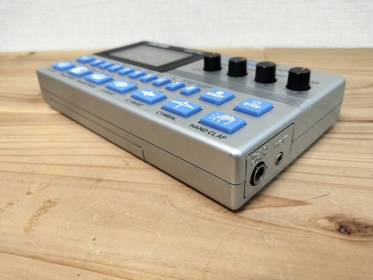 レア！ビンテージ！ROLAND BOSS DR-110 DR110 Drum Machine リズムマシン ドラムマシン 通電確認！ジャンク！元箱、ケース、取説付き！の画像4