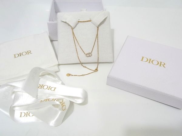 1円 未使用保管 ChristianDior クリスチャンディオール ラインストーン ネックレス ペンダント アクセサリー レディース ゴールド_画像1