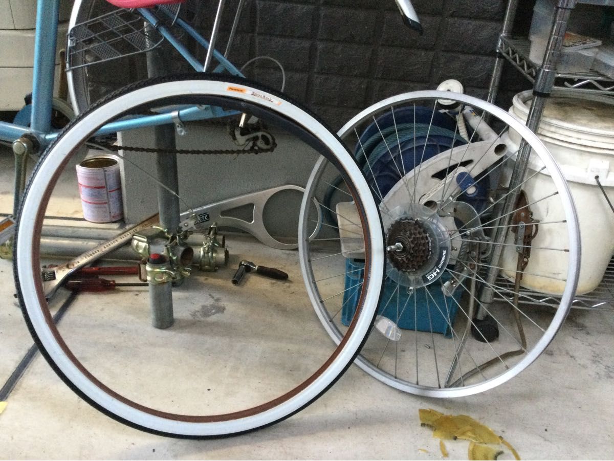 自転車 タイヤ＆肉厚チューブ＆リムバンド２６ × 1・3/8  各２セット