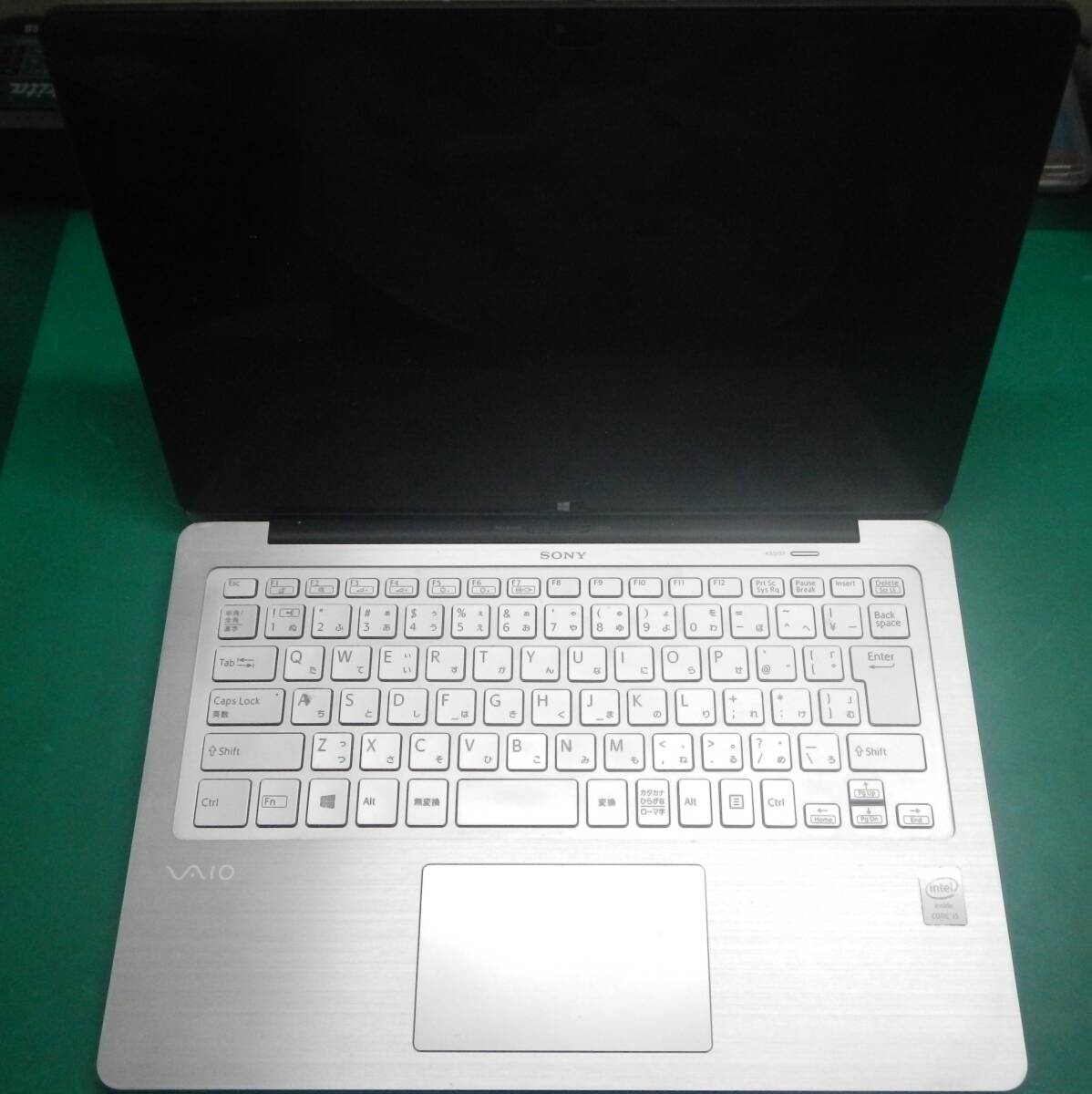 SONY VAIO Fit 13A SVF13NA1UN Core i5第世代 ４～8GB 13.3型 ACアダプタが無い為動作確認できていません。当たりかも！（ジャンク扱い）白の画像1