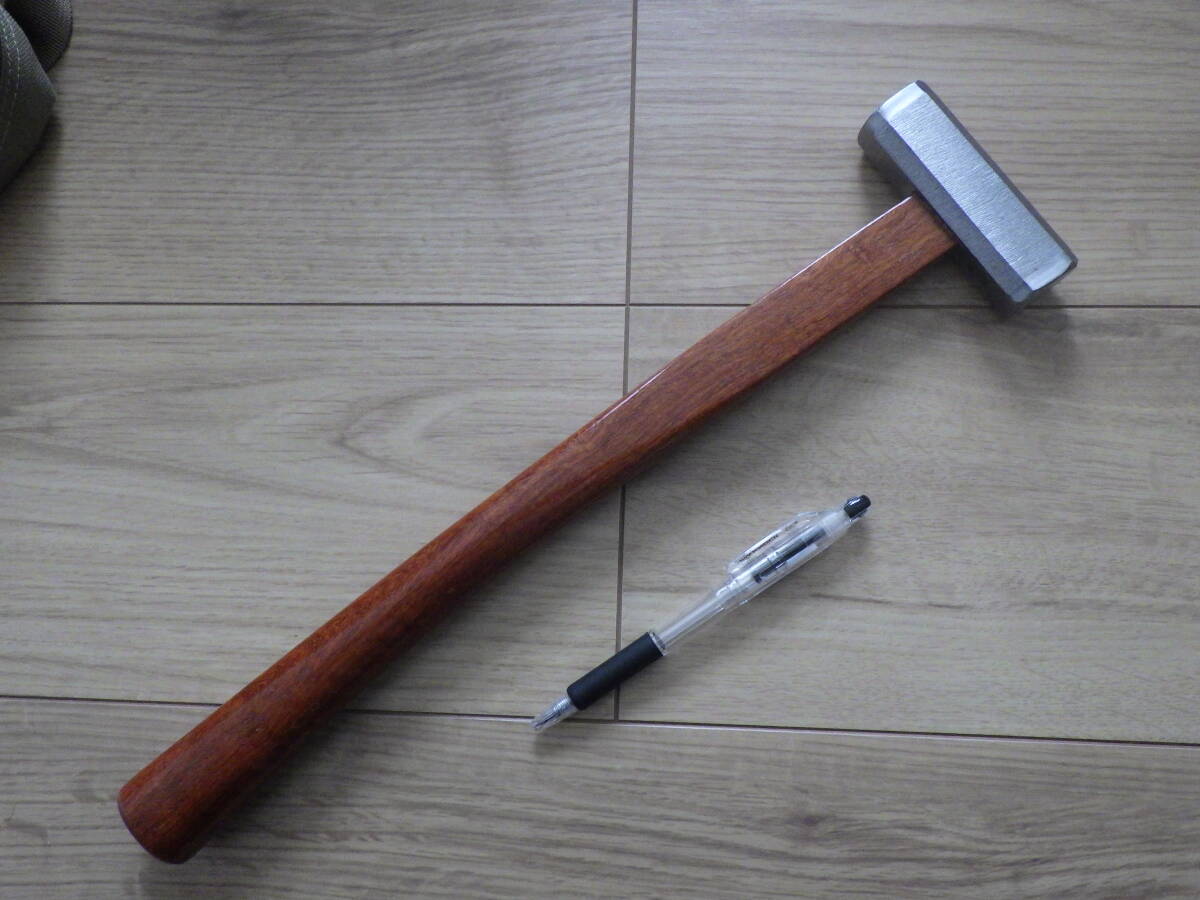 未使用長期保管品 ヤスリ仕上げ八角玄能 銘「カネ升」頭部重量100匁（375ｇ）猪の牙で磨いた花梨柄付き 検玄翁のみ鑿鉋かんな鋸大工道具