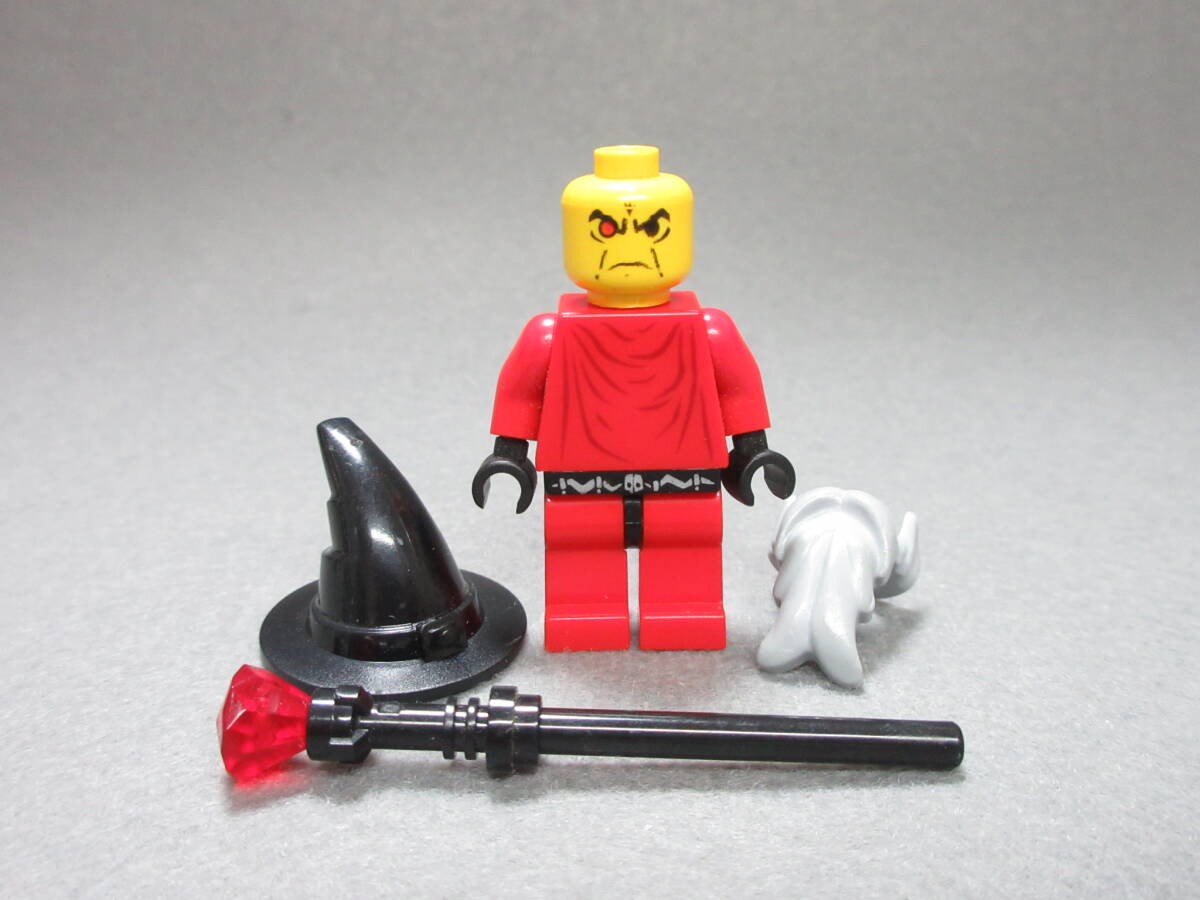 LEGO★136 正規品 魔法使い ウィザード ミニフィグ 同梱可能 レゴ お城シリーズ キャッスル キングダム 兵士 ナイト 騎士 甲冑 ドラゴンの画像3