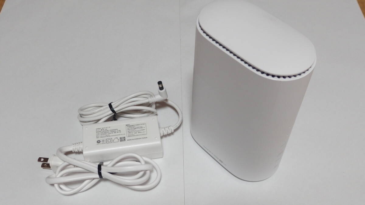 au・UQ Simフリー Speed Wi-Fi HOME 5G WiMaxホームルーター L11 ホワイト ZTR01SWU 動作品 ネットワーク利用制限の判定まる判定の画像1