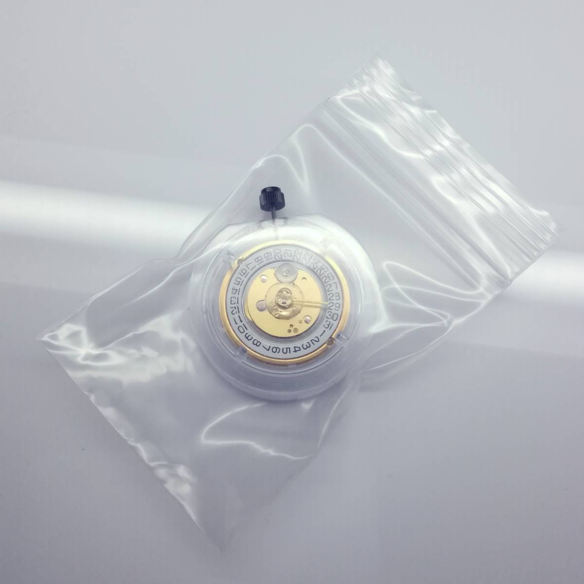 未使用品 ETA255 462 ムーブメント一式 SWISS製 ETA社 純正品 未使用品 ETA255 462 ムーブメント一式 SWISS製 ETA社 純正品
