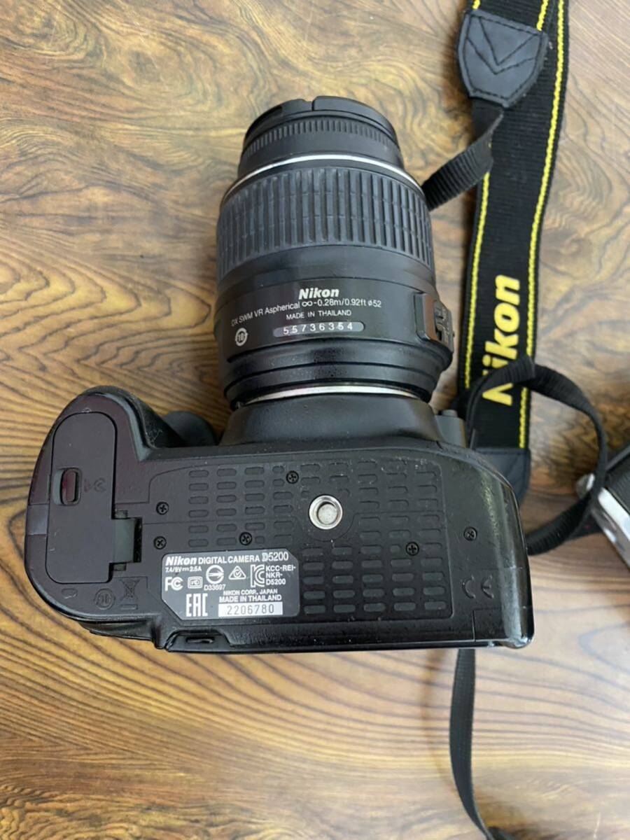 Nikon ニコン D5200 デジタル一眼レフカメラ レンズAF-S NIKKOR 18-55mm DX セット 動作確認済みの画像9