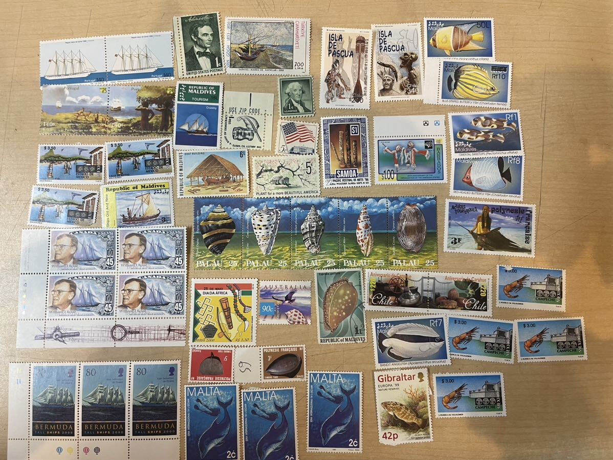【1円スタート】中国切手 海外切手 おまとめ バラ シート切手おまとめの画像1