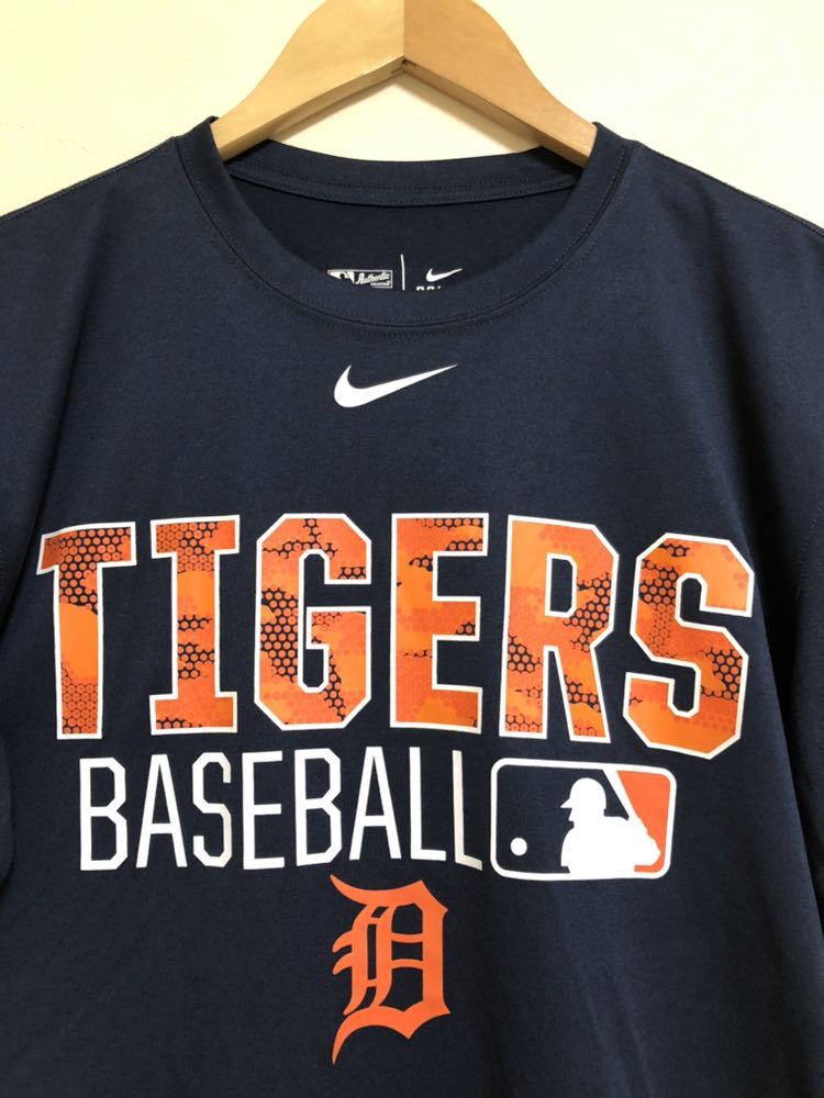 【美品】 NIKE MLB TIGERS ナイキ メジャーリーグ ベースボール デトロイト タイガース ドライTシャツ ウェア サイズM 半袖 紺_画像3