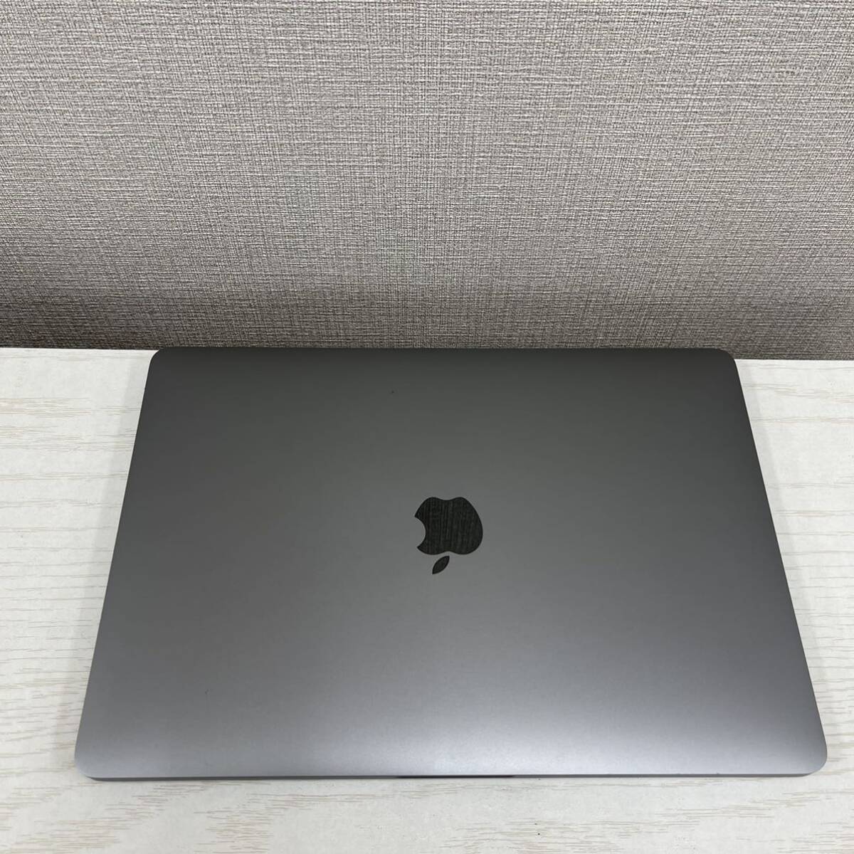MacBook Pro 2018 Gray 13.3インチ Core7メモリ16Gb ssd 256G キーボードUS版_画像4